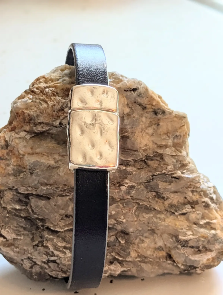 Men's Navy Star Bracelet
